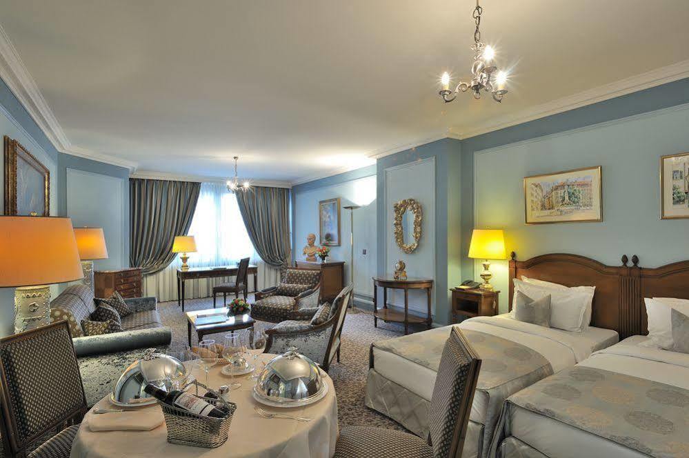 โรงแรมเดอ ลา ซิกอญ เจนีวา ภายนอก รูปภาพ Suite