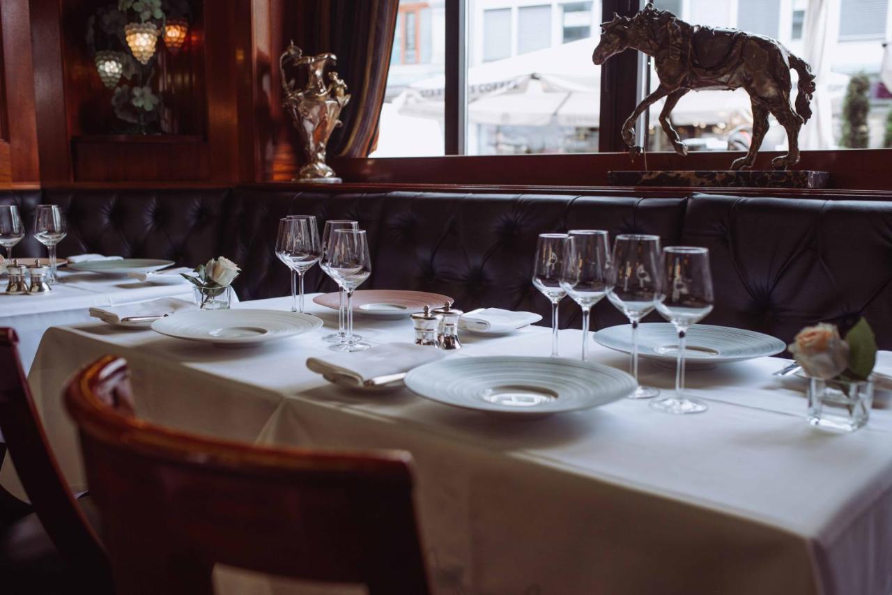 โรงแรมเดอ ลา ซิกอญ เจนีวา ภายนอก รูปภาพ Interior of the restaurant